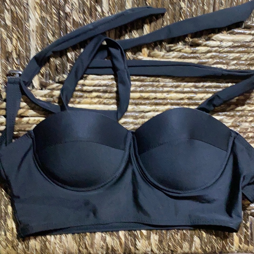 Swimsuit push-up top